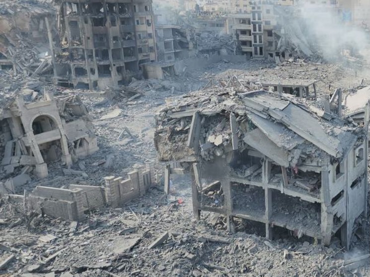 Voor onze ogen wordt een misdaad voorbereid, zullen we het voorkomen?