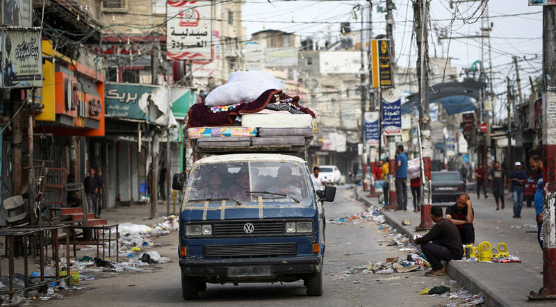 Israëlisch leger beveelt evacuatie van het centrum van Rafah, is van plan haar aanvallen uit te breiden